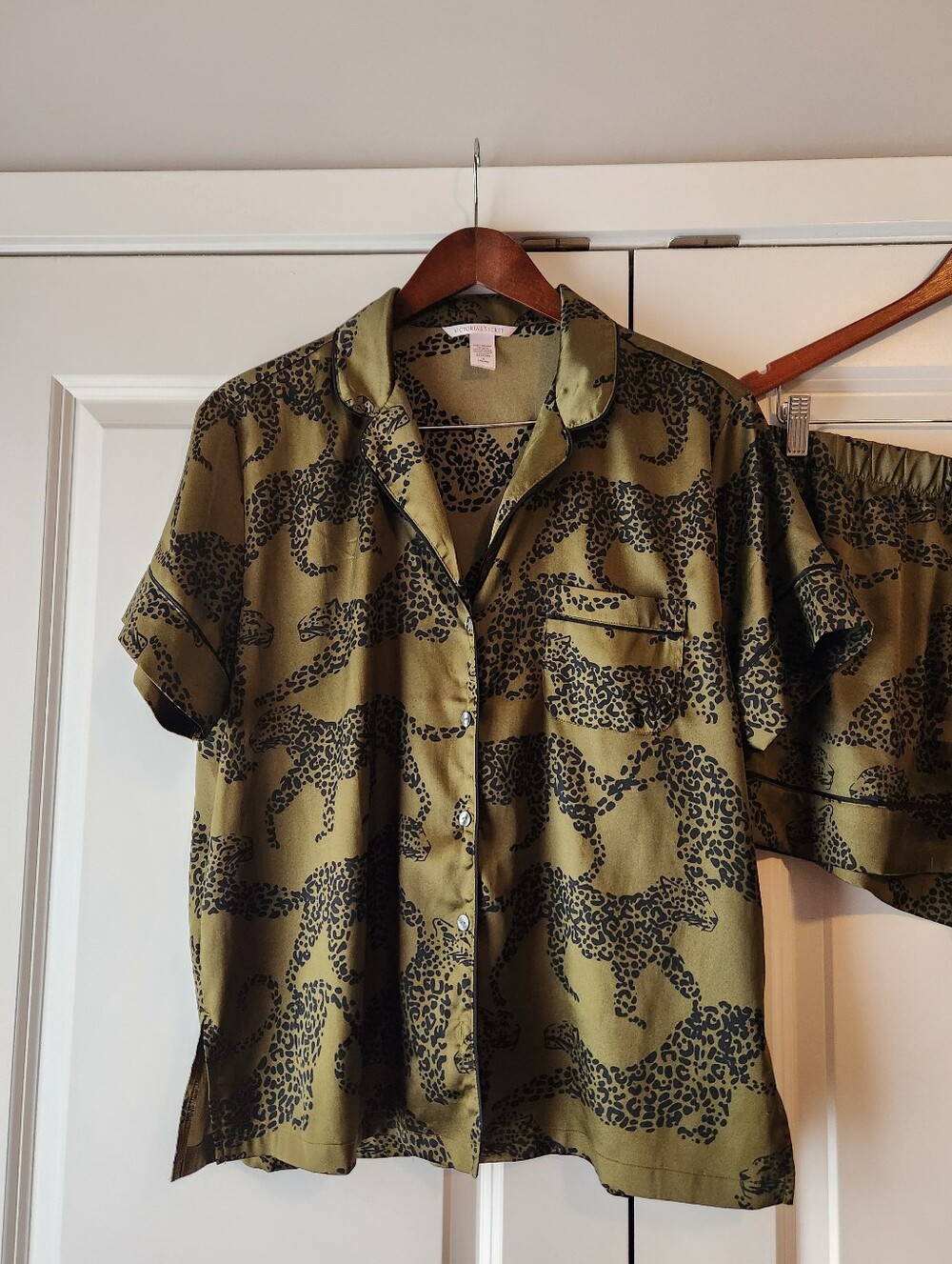Pajama Set - Picture 4 of 7